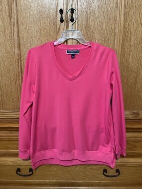 Karen Scott V-neck Long Sleeve Top